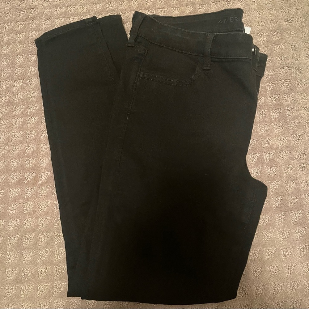 American Eagle Jegging, Mid rise. black. Size 14, NWT.